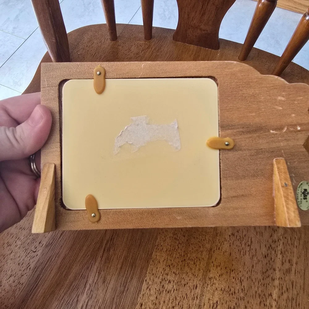 Russ Berrie Vintage Wooden Teddy Bear Heart Photo Frame Cottagecore 9183